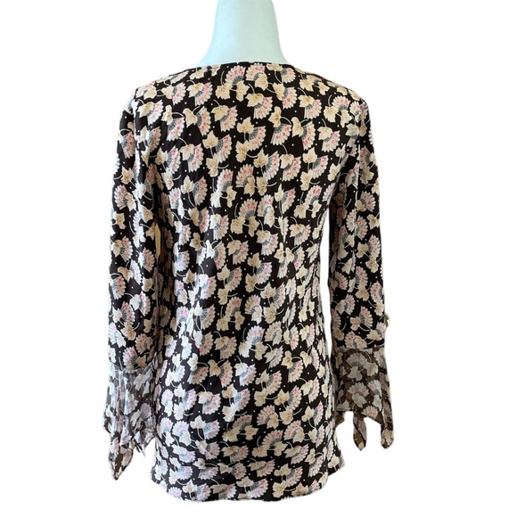 Diane von Furstenberg Silk Top Women’s Medium Trumpet Sleeves - Picture 3 of 9